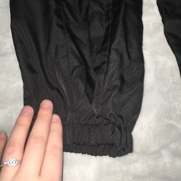 Track pants - Picture 2 of 3